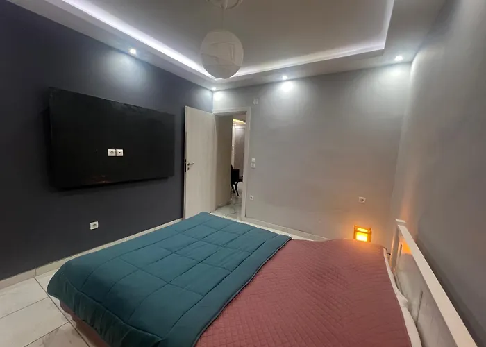 Kallithea Gripari Modern Apartment