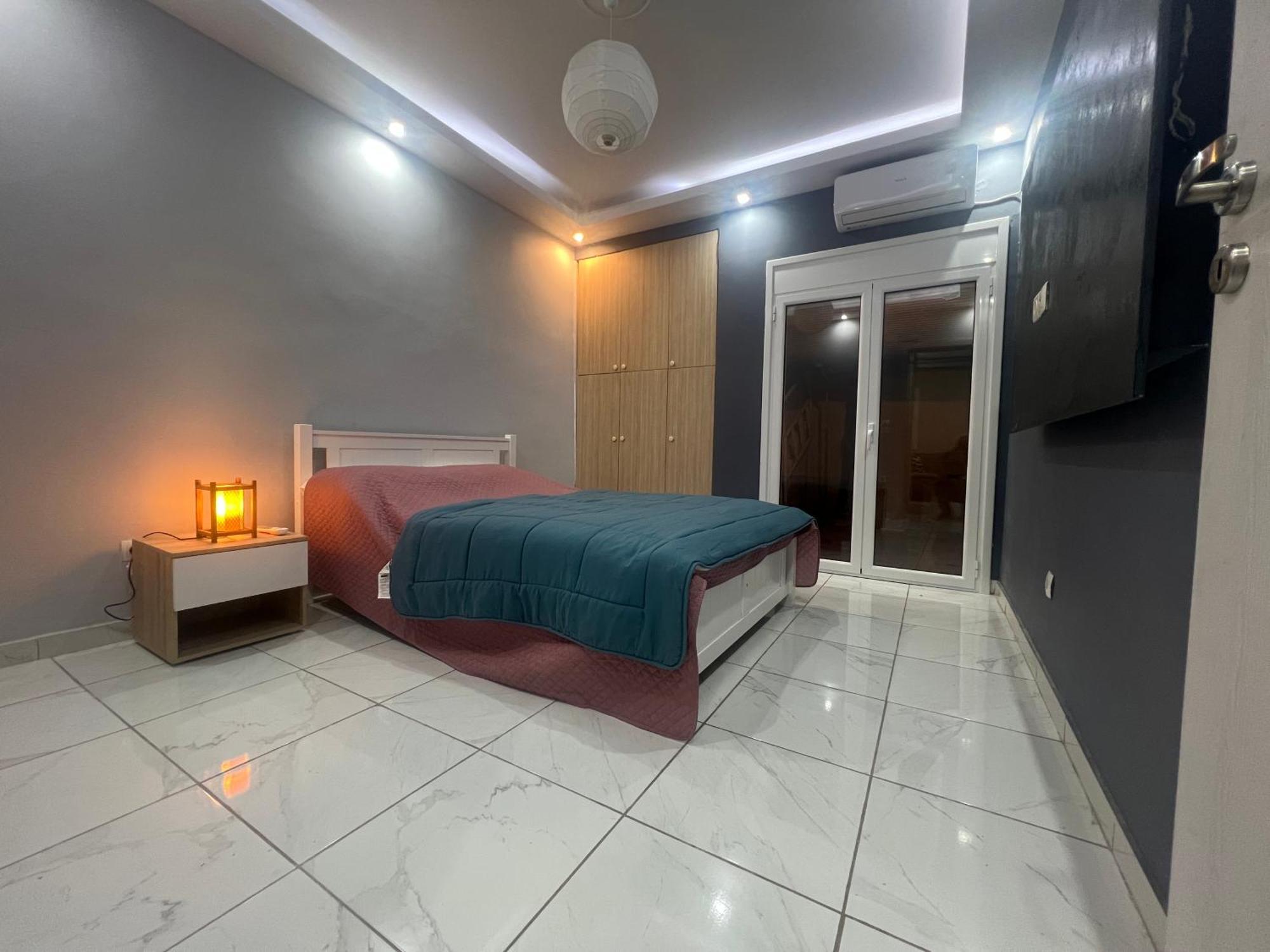 Kallithea Gripari Modern